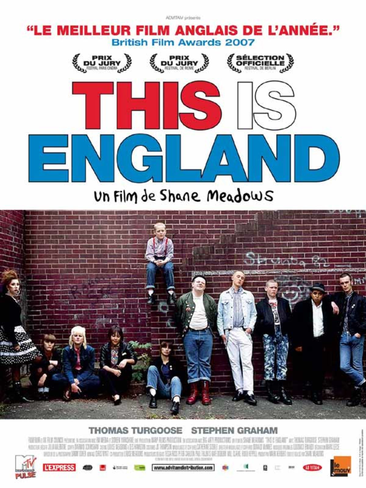 Movie england. This is England. Это Англия фильм 2006 Постер. Это Англия 2006 Постер. Англия.