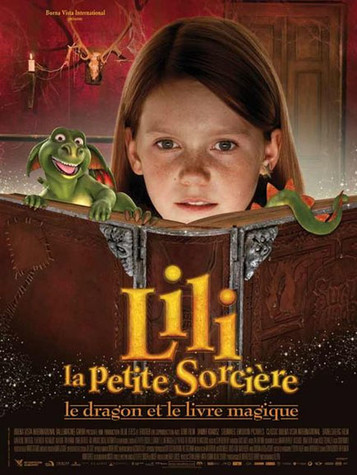 Lili la petite sorcière : le dragon et le livre magique